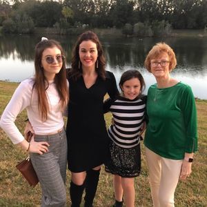 Meet your Posher, Sally